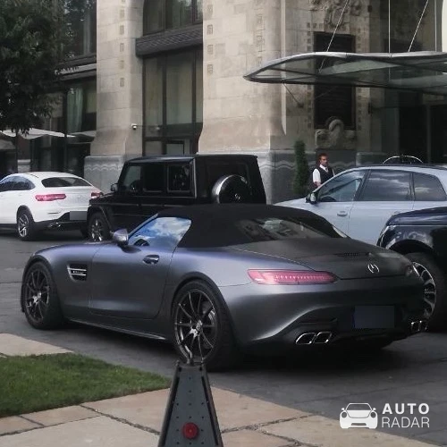 Mercedes-Benz GT Roadster R190 spotted in Budapest