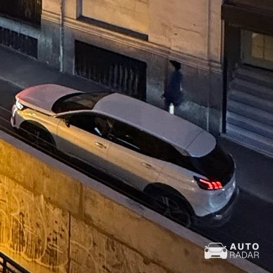Peugeot 3008 spotted in Madrid