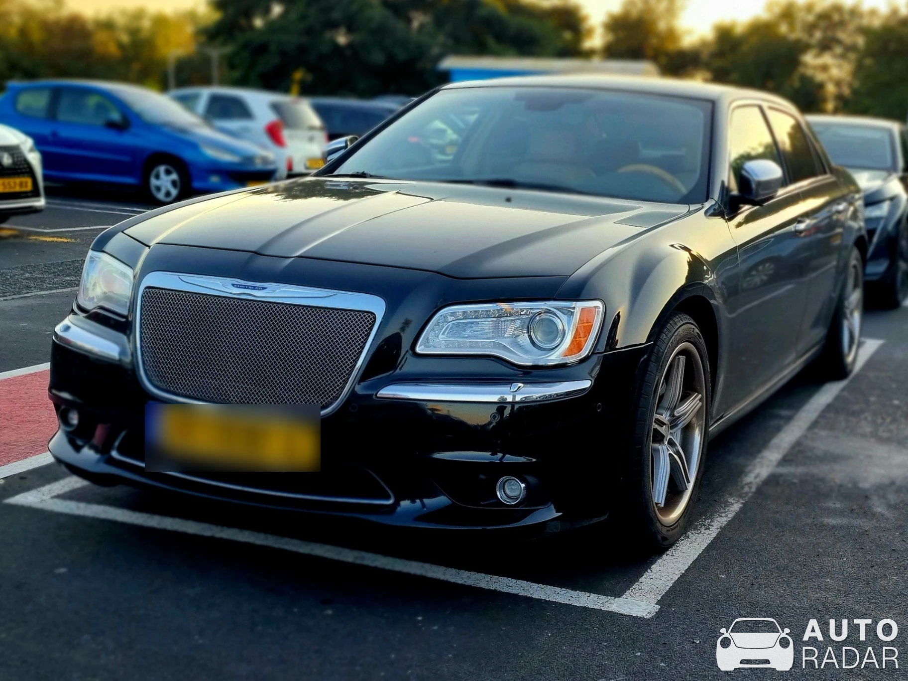 Chrysler 300C SRT8 2013 spotted in Leidschendam, Netherlands