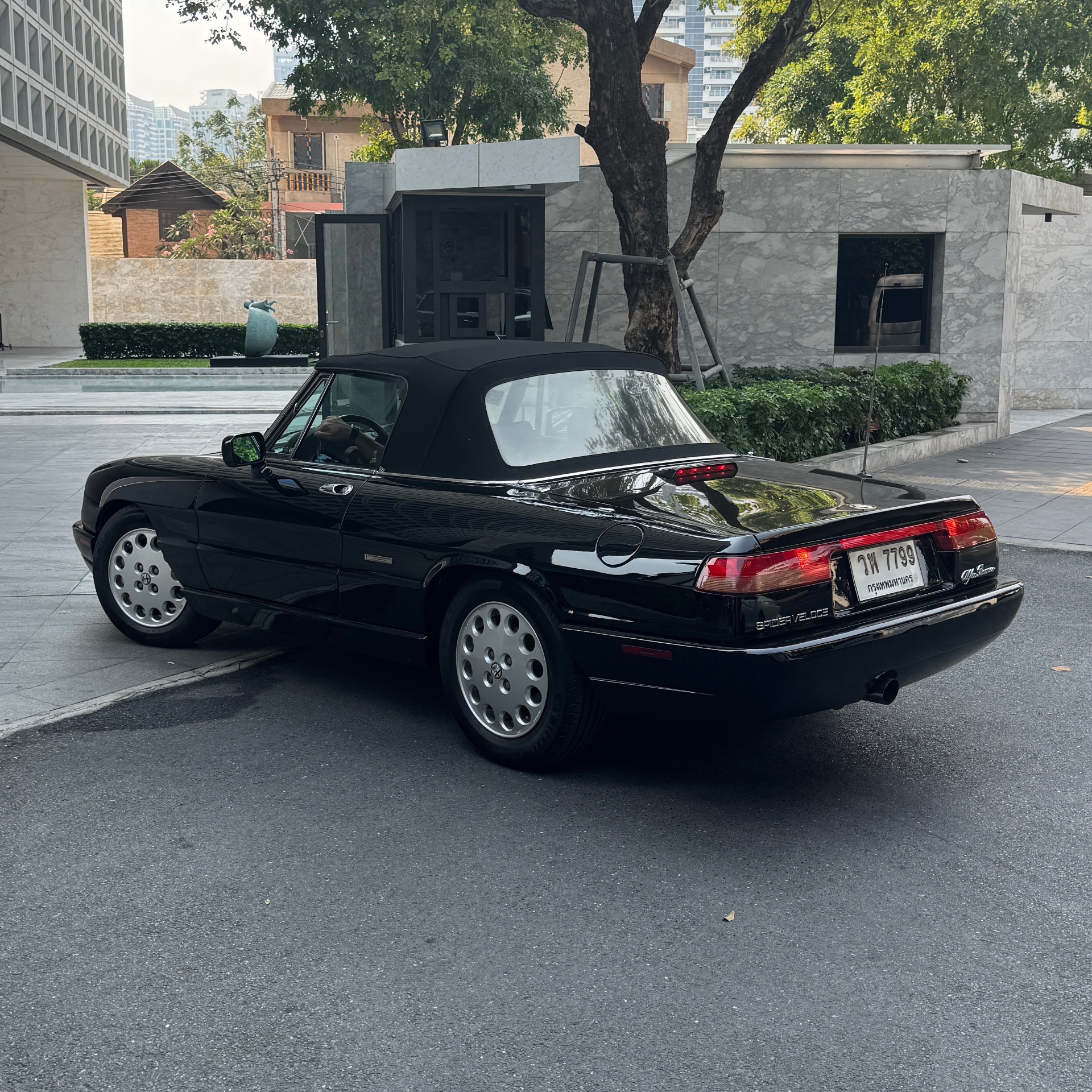 Alfa Romeo Spider 2.0i