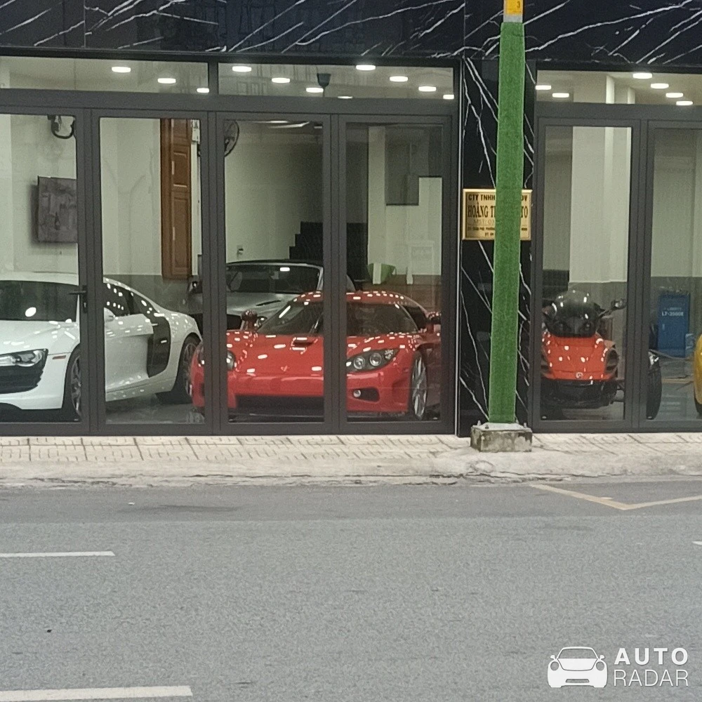 Koenigsegg CCX spotted in Ho Chi Minh City, Vietnam