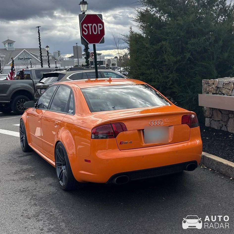 Audi RS4 B7 spotted in Salem, United States