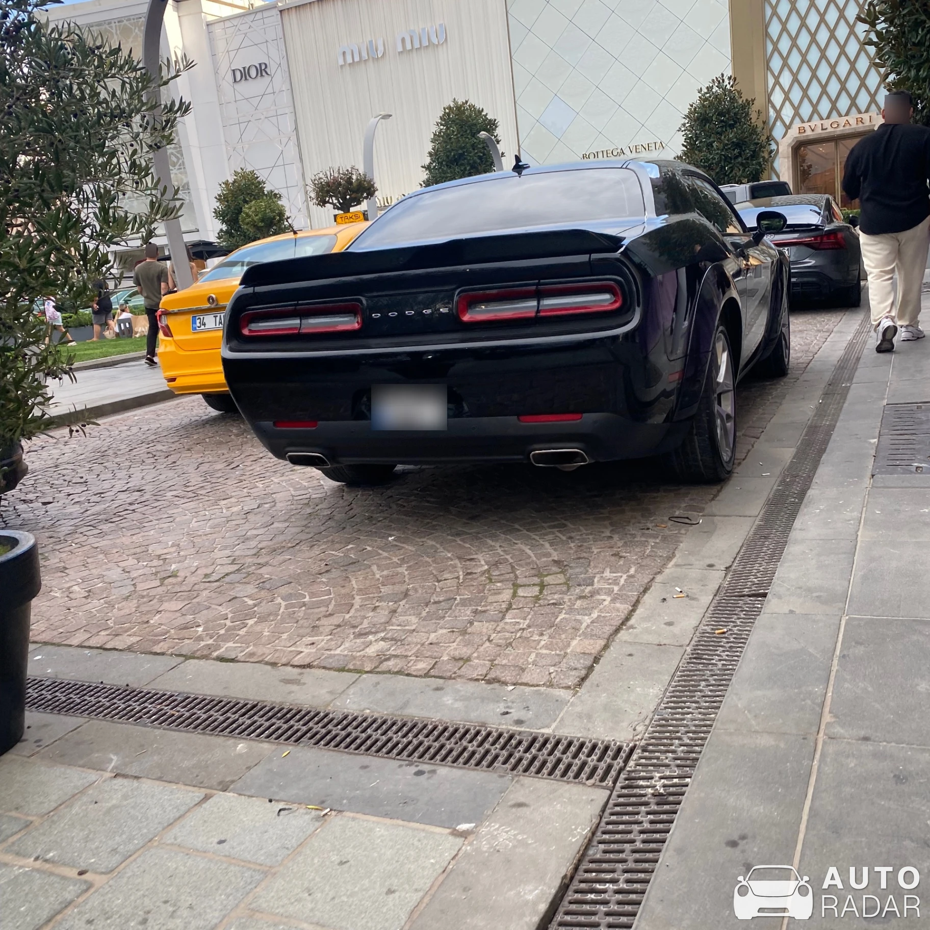 Dodge Challenger R/T spotted in Sarıyer, Türkiye