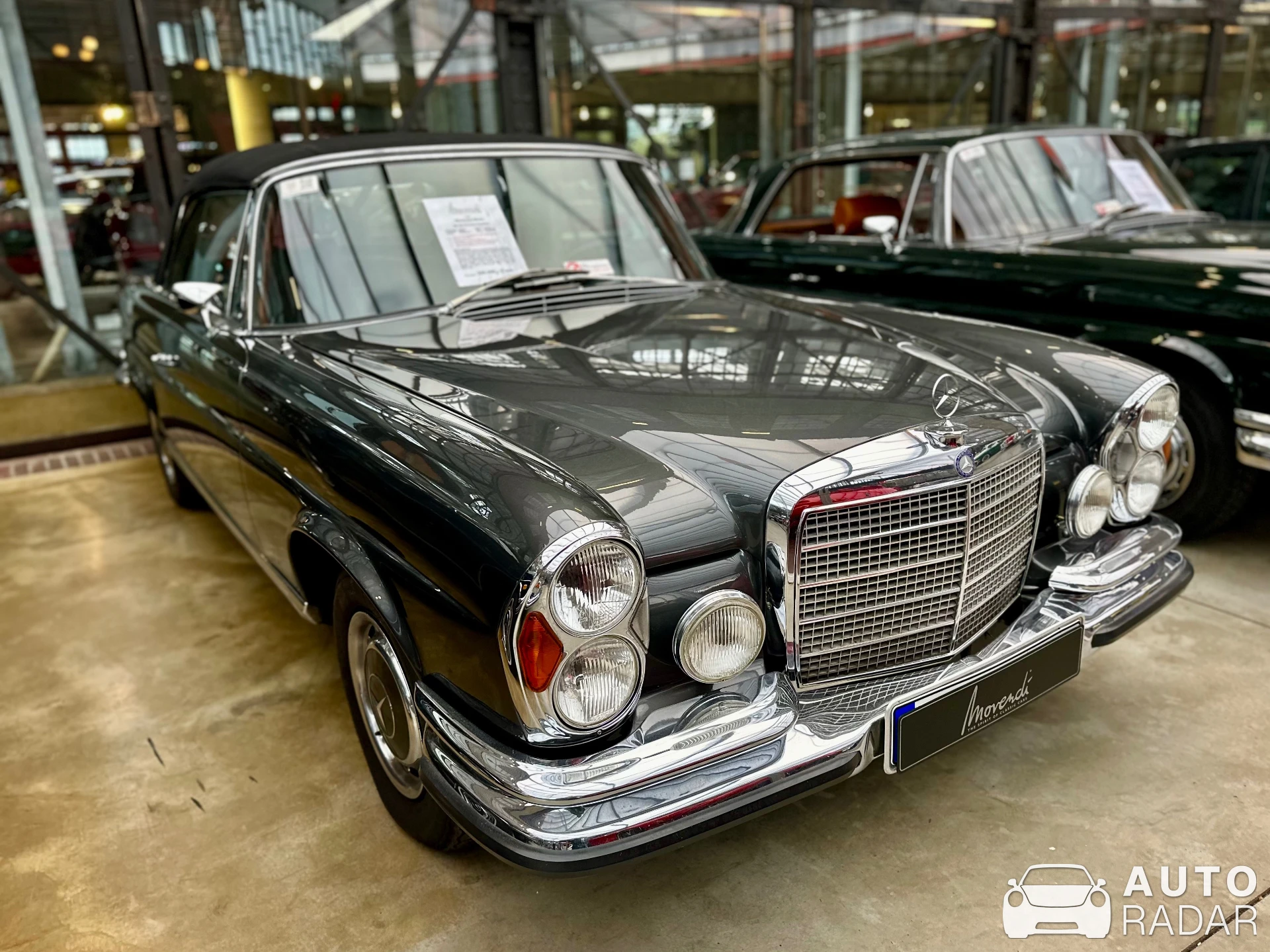 Mercedes-Benz 220SE Cabriolet spotted in Düsseldorf