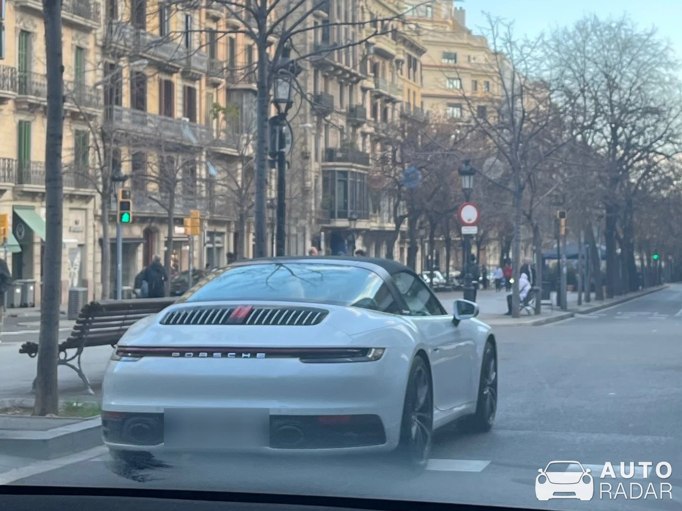 Porsche 992 Targa 4 MkI spotted in Barcelona, España