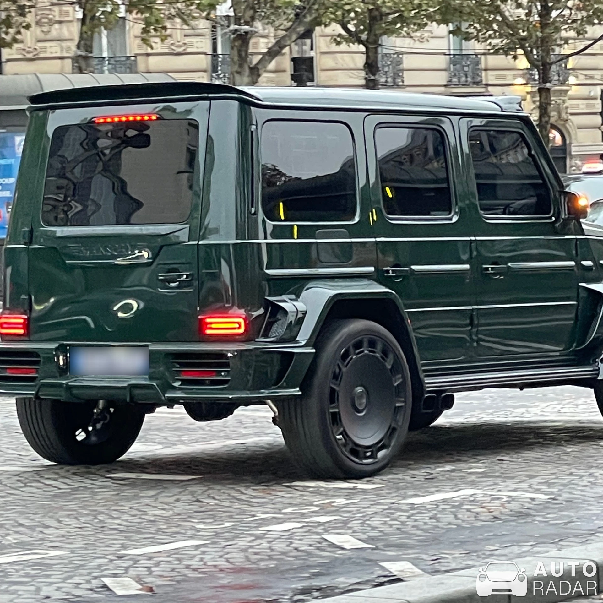 Mercedes-Benz G 500 spotted in Paris, Frankrike