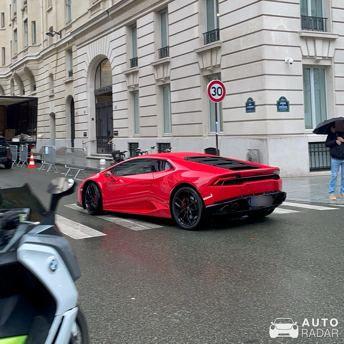 Lamborghini Huracán LP640-4 EVO spotted in Paris, France