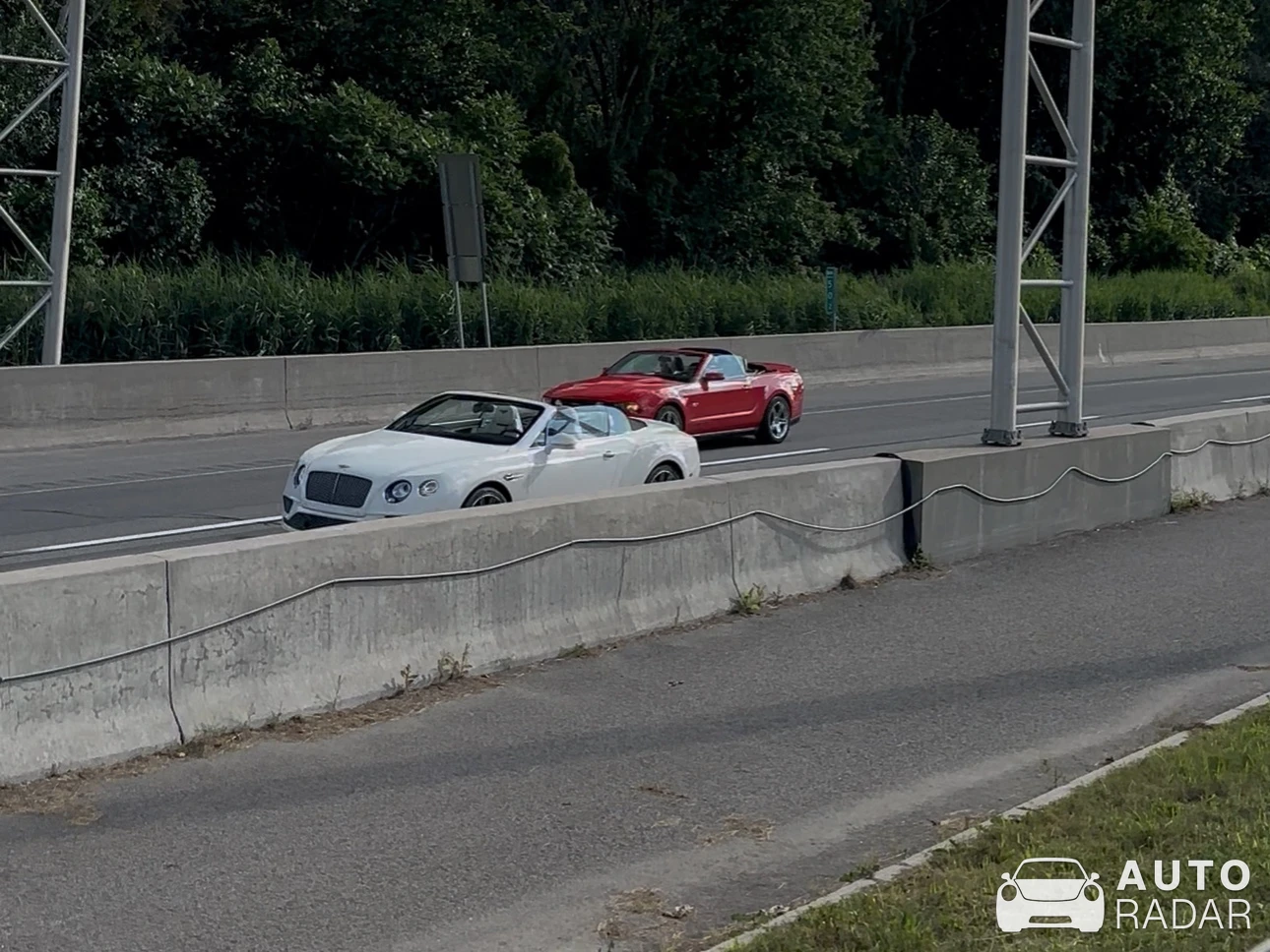 Bentley Continental GTC Speed 2013 spotted in Terrebonne