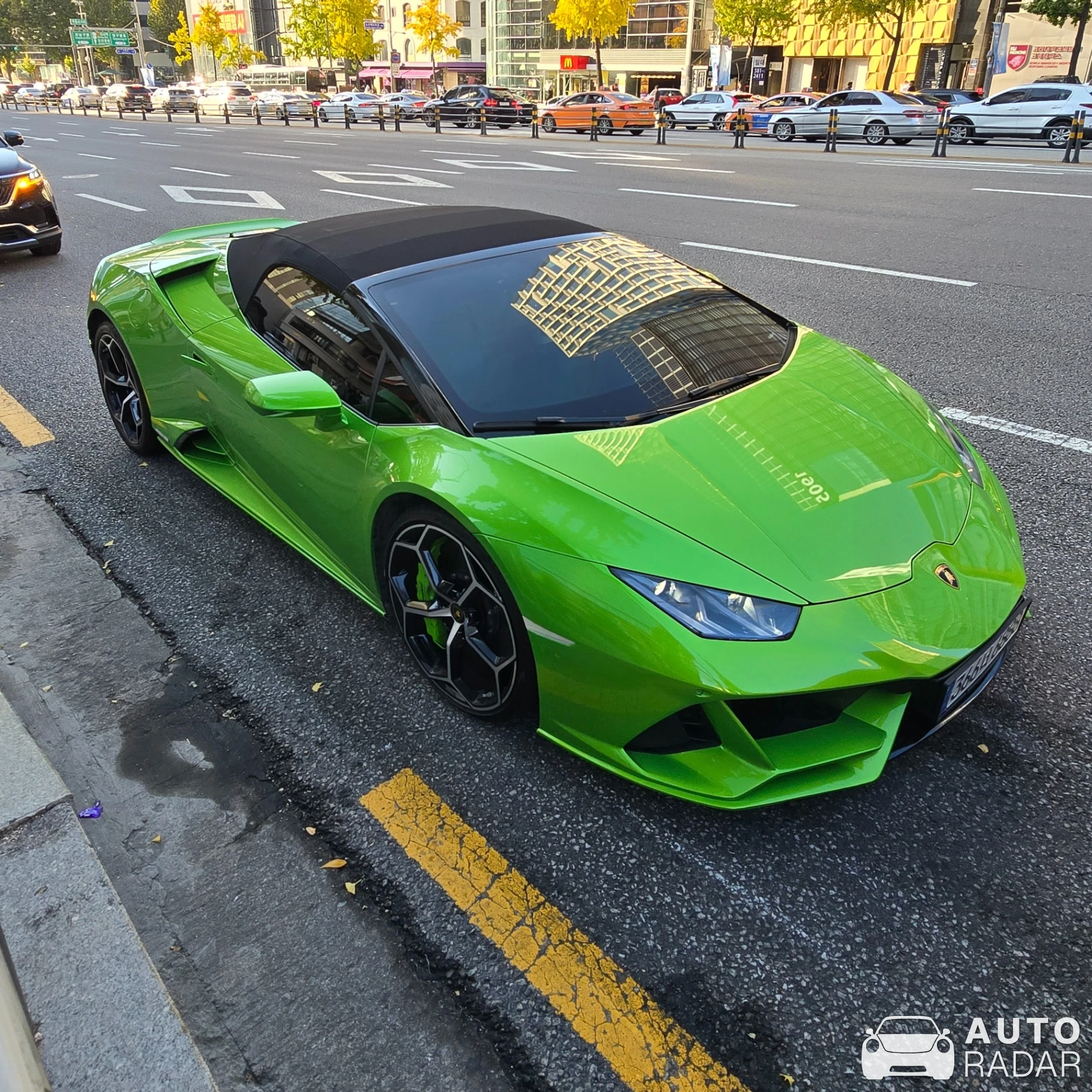 Lamborghini Huracán LP640-4 EVO Spyder spotted in 강남구, 대한민국