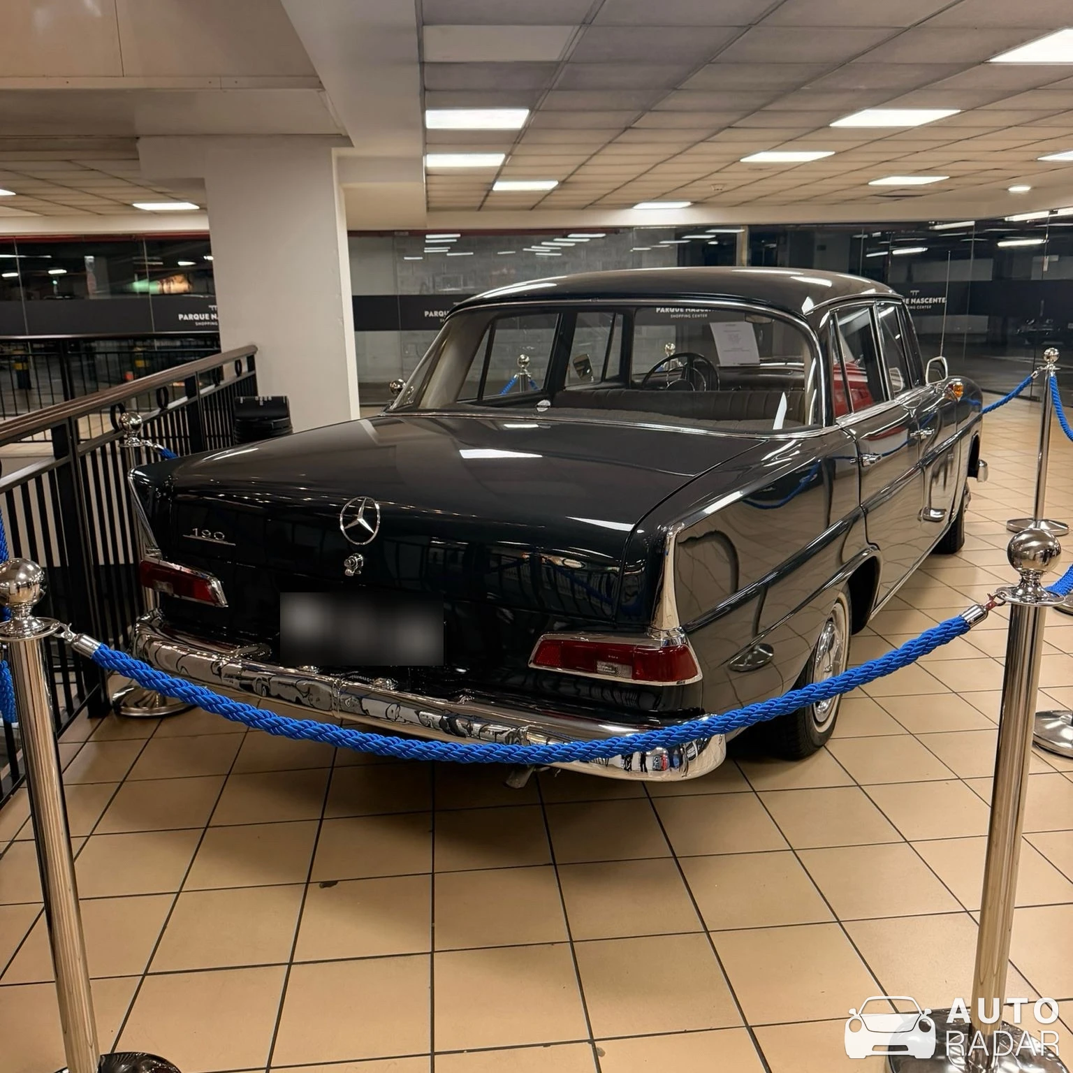 Mercedes-Benz 190E spotted in Leiria