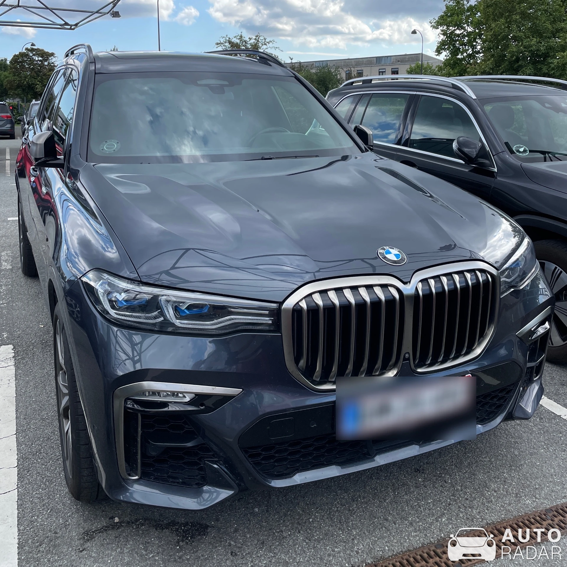 BMW X7 M50i xDrive G07 spotted in Gentofte, Danmark