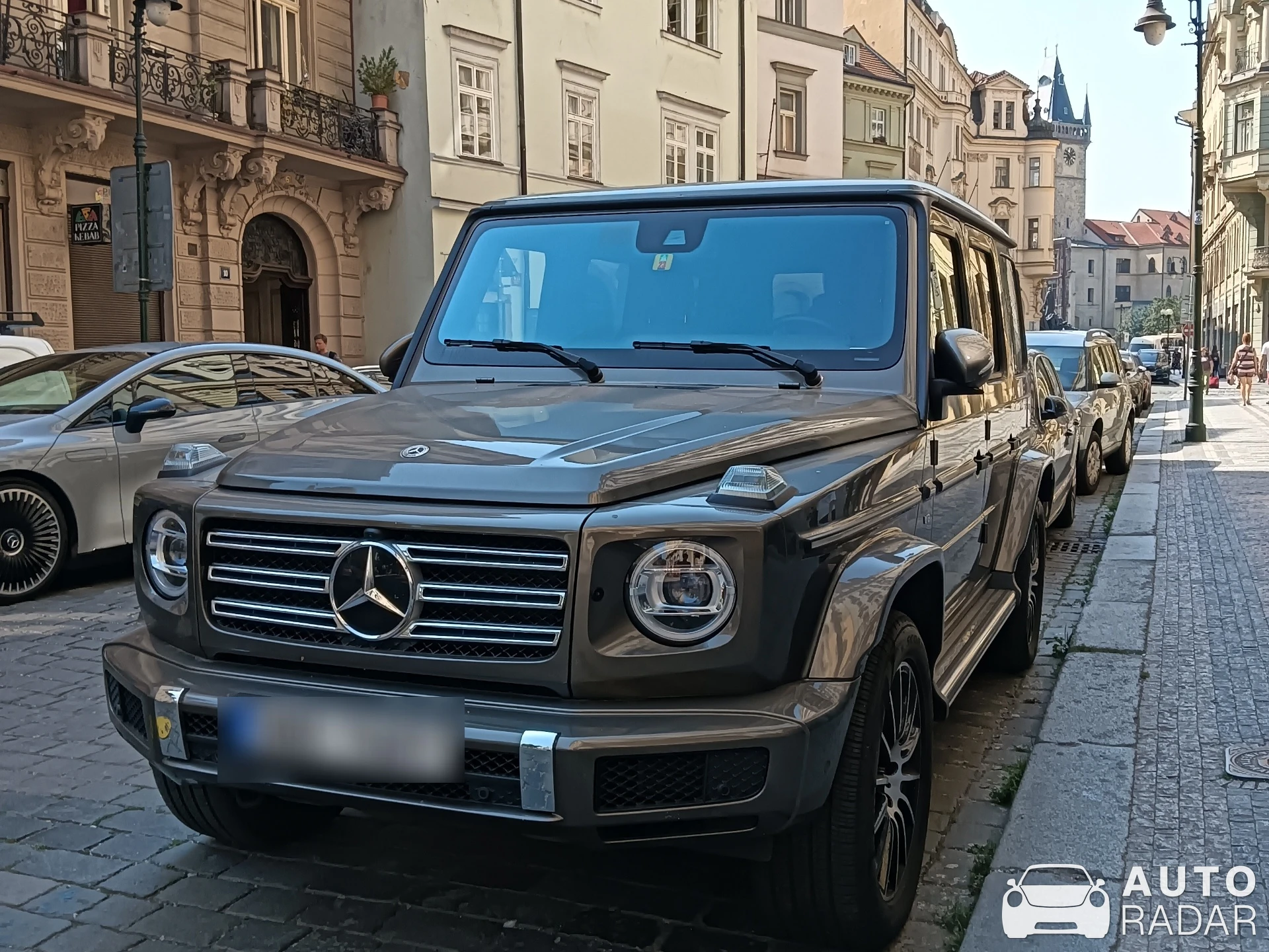 Mercedes-Benz GWF G500 Pickup spotted in Praha