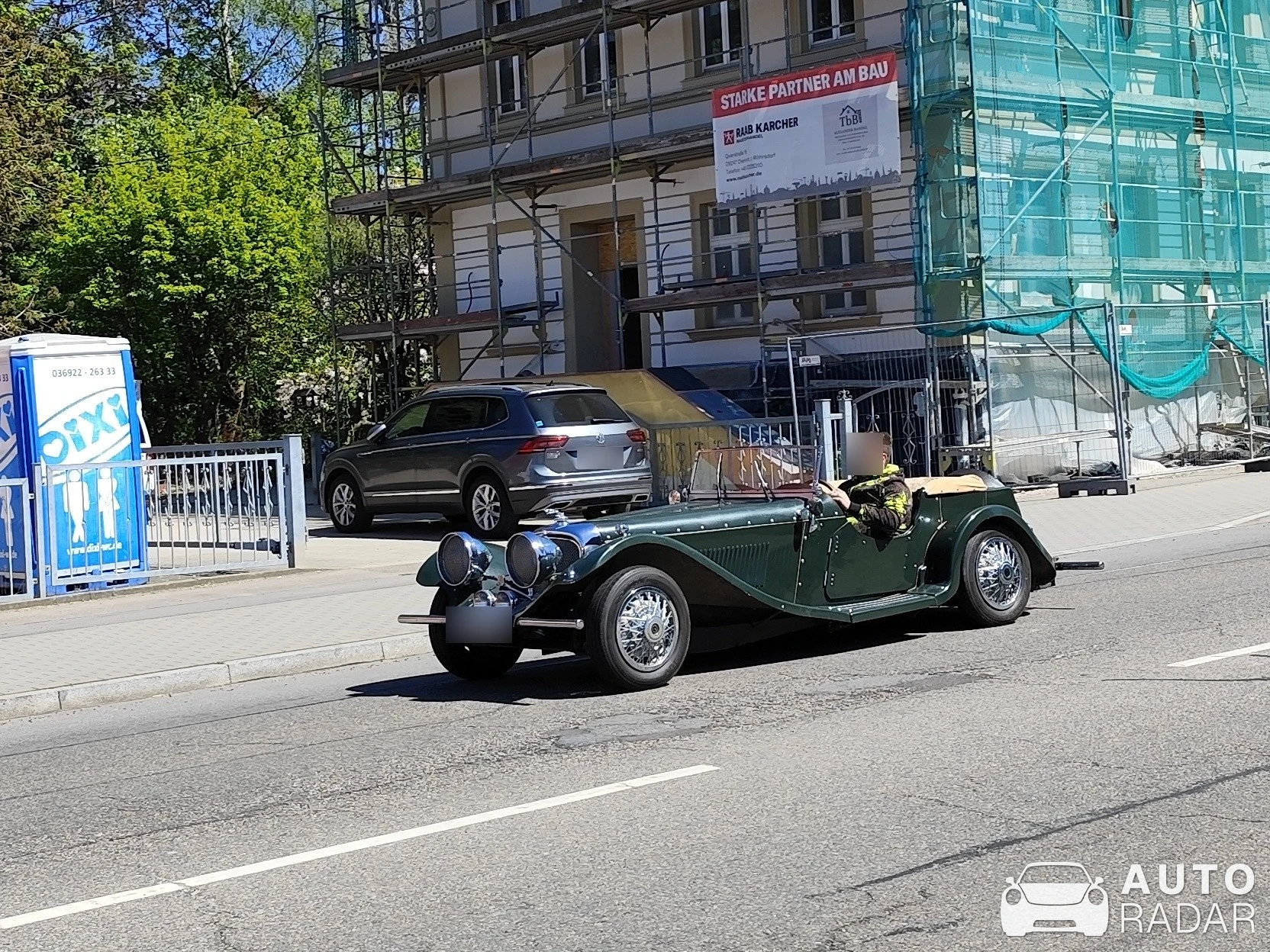 Jaguar SS 100 spotted in Hartmannsdorf