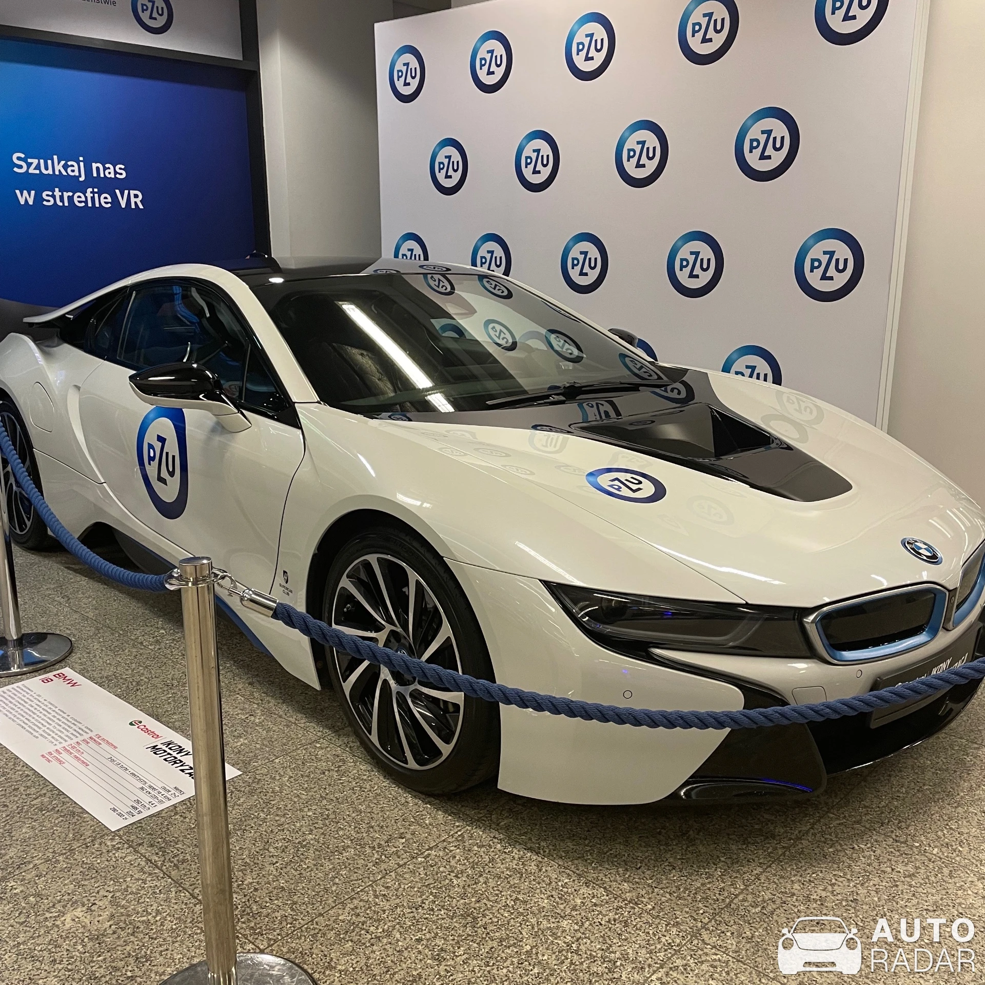 BMW i8 spotted in Warszawa, Poland