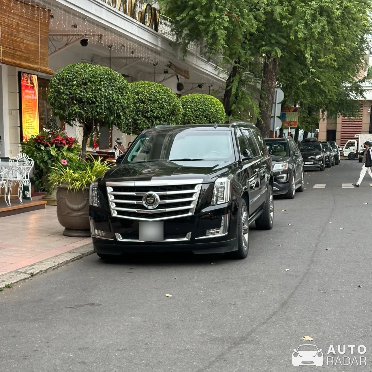 Cadillac Escalade-V ESV spotted in Hanoi