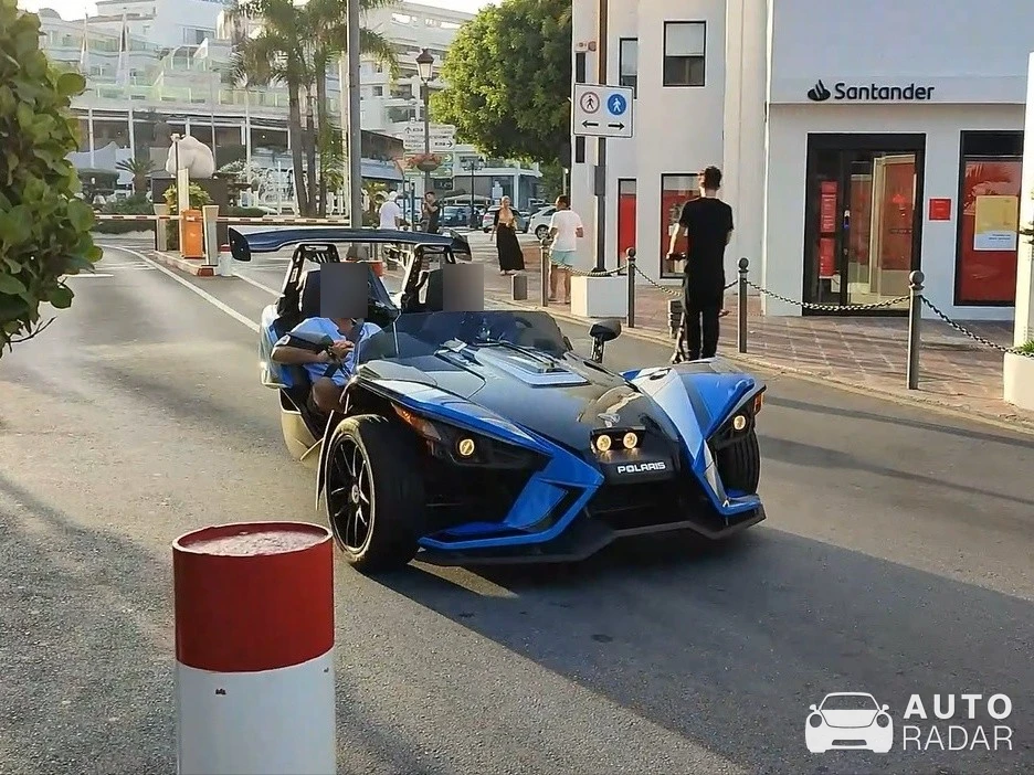 Polaris Slingshot R spotted in Málaga