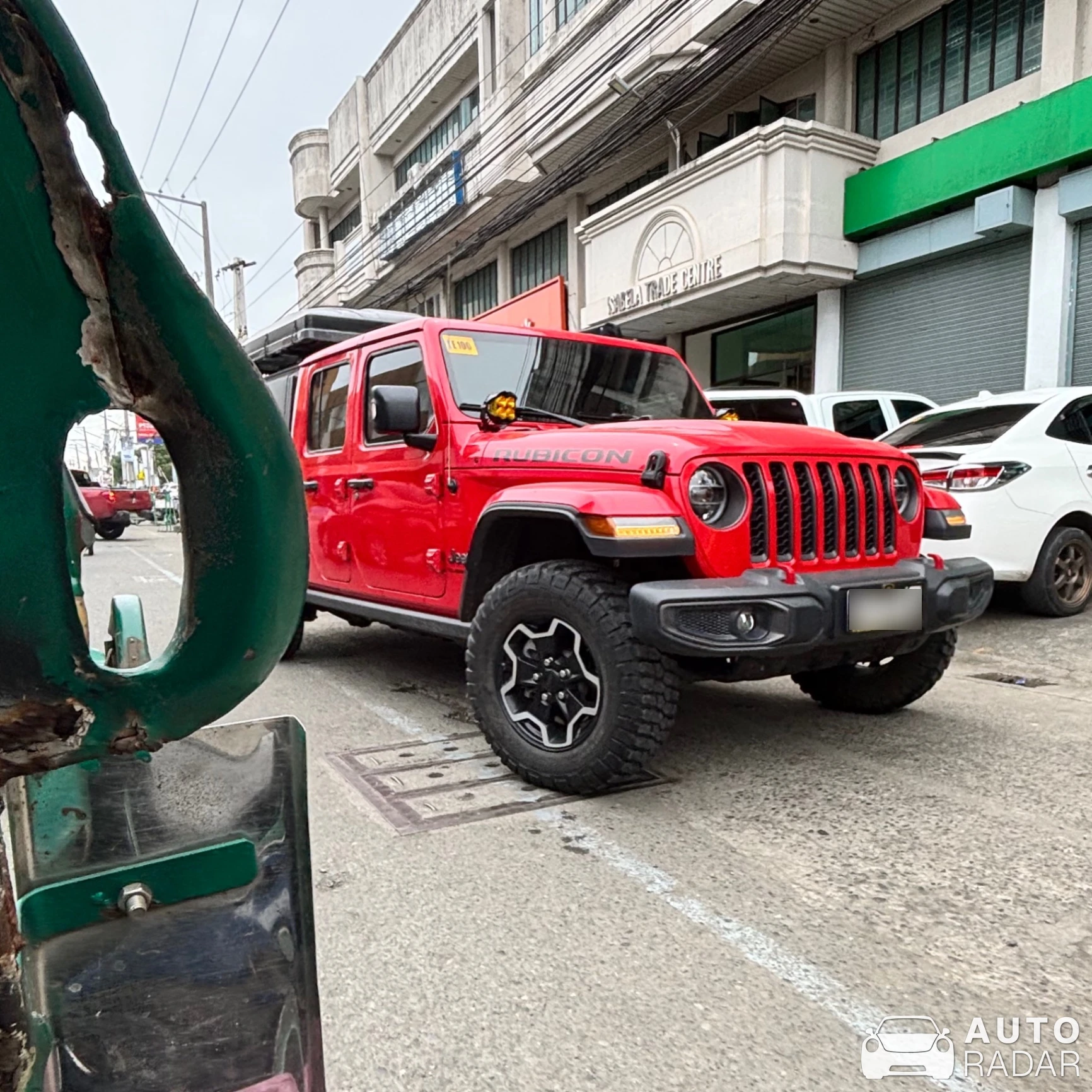 Jeep Gladiator spotted in Cauayan City, Philippines