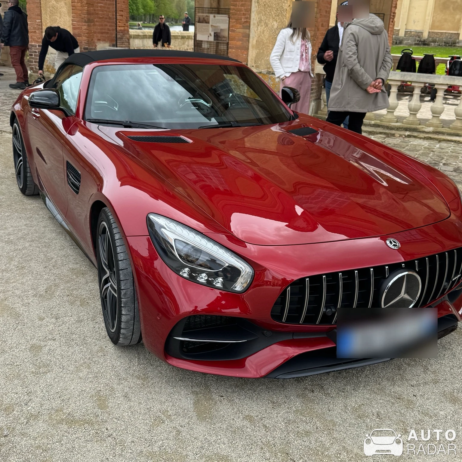Mercedes-AMG GT C Roadster R190 2019 spotted in Dampierre-en-Yvelines
