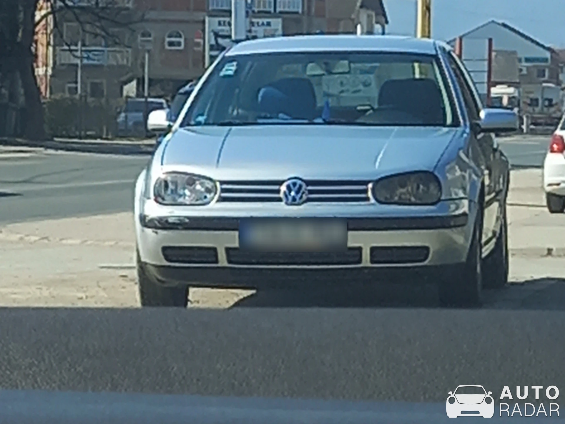 Volkswagen Golf MkIV spotted in Jelah