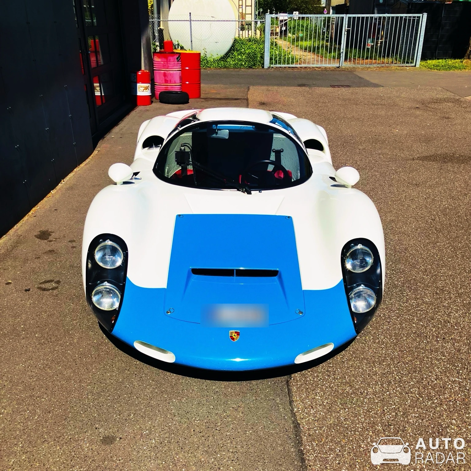 Porsche 910 spotted in Düsseldorf