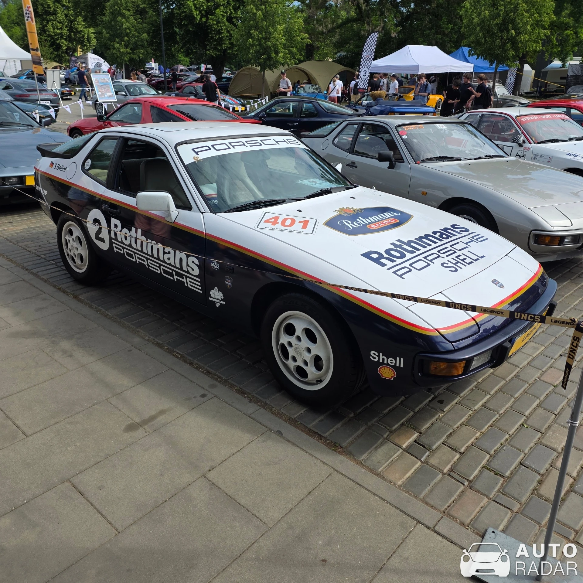 Porsche 924 spotted in Praha