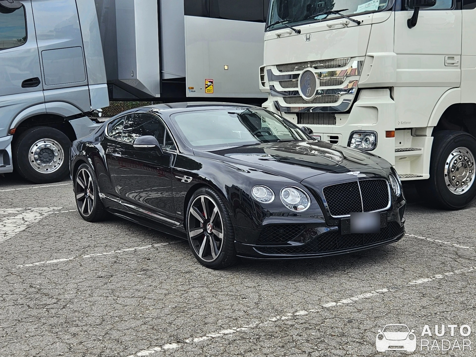 Bentley Continental GT V8 S 2016 spotted in Montmeló