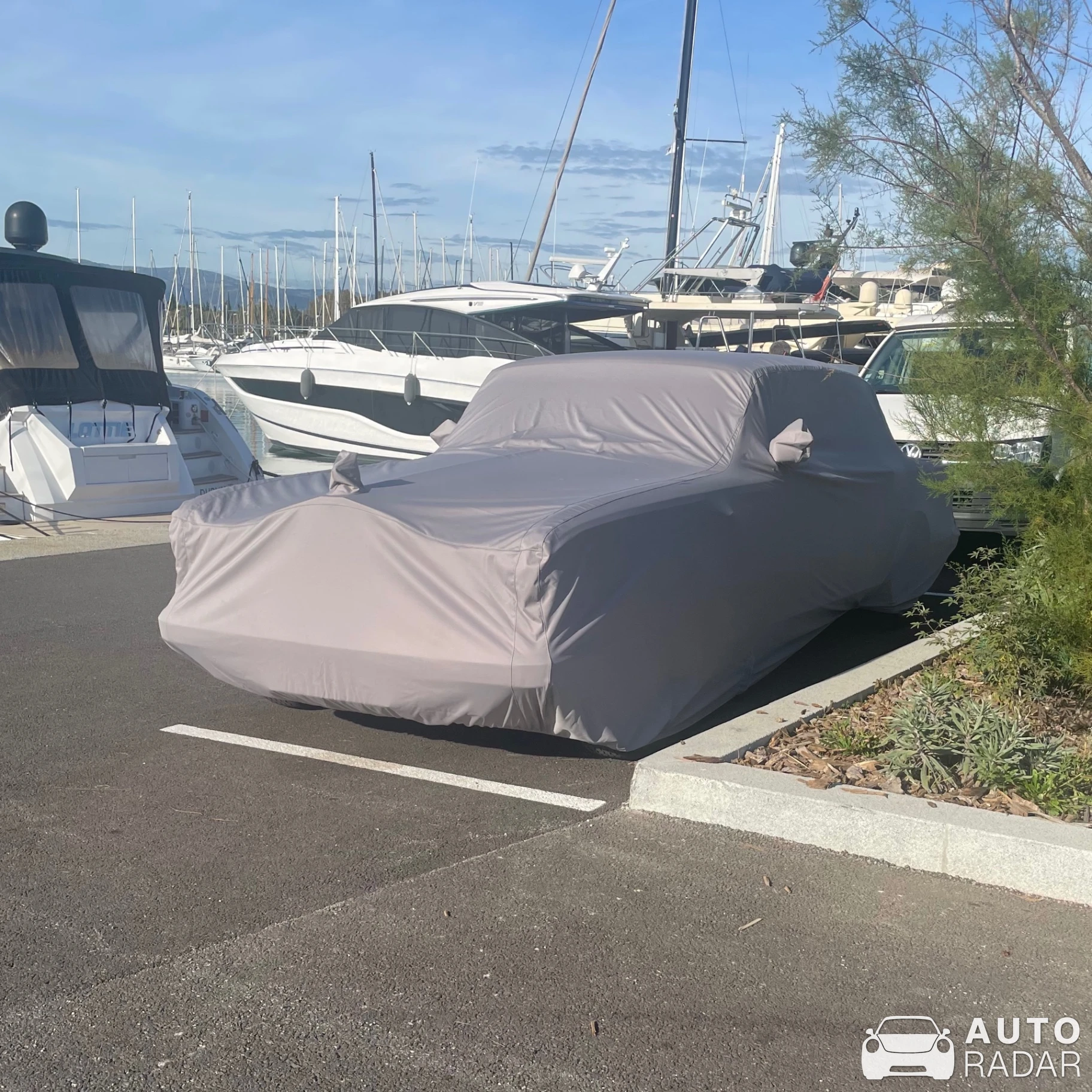 Rolls-Royce Silver Shadow spotted in Antibes, France