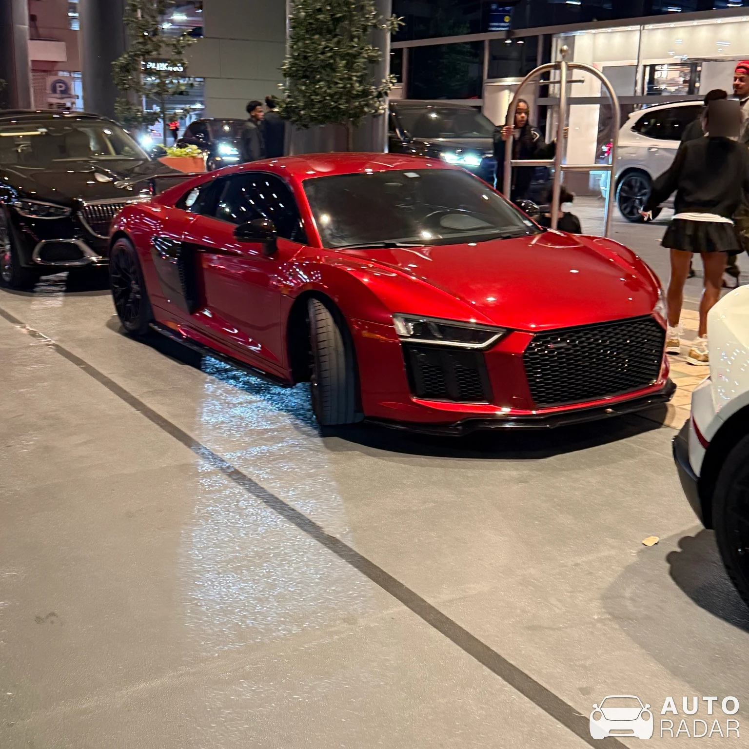 Audi R8 V10 Plus 2013 spotted in Houston, United States