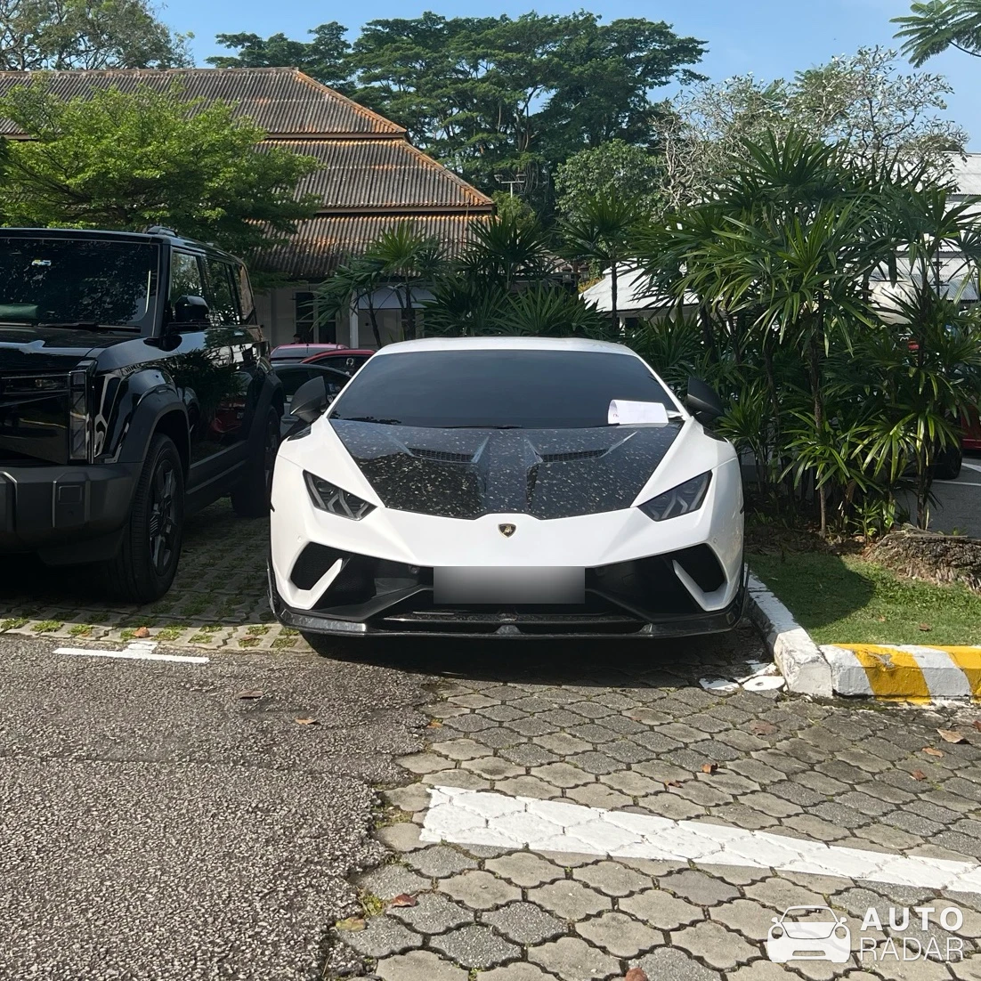 Lamborghini Huracán LP640-4 Performante spotted in Singapore, Singapore