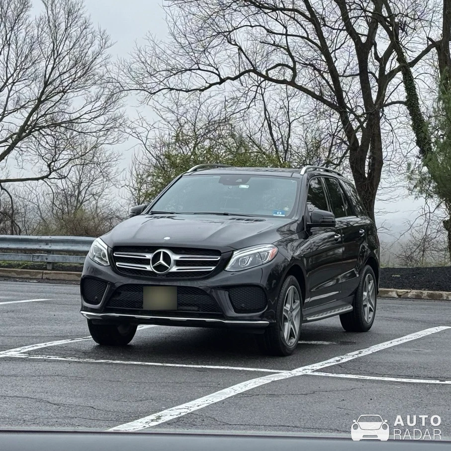 Mercedes-Benz GLE-Klasse spotted in Clinton