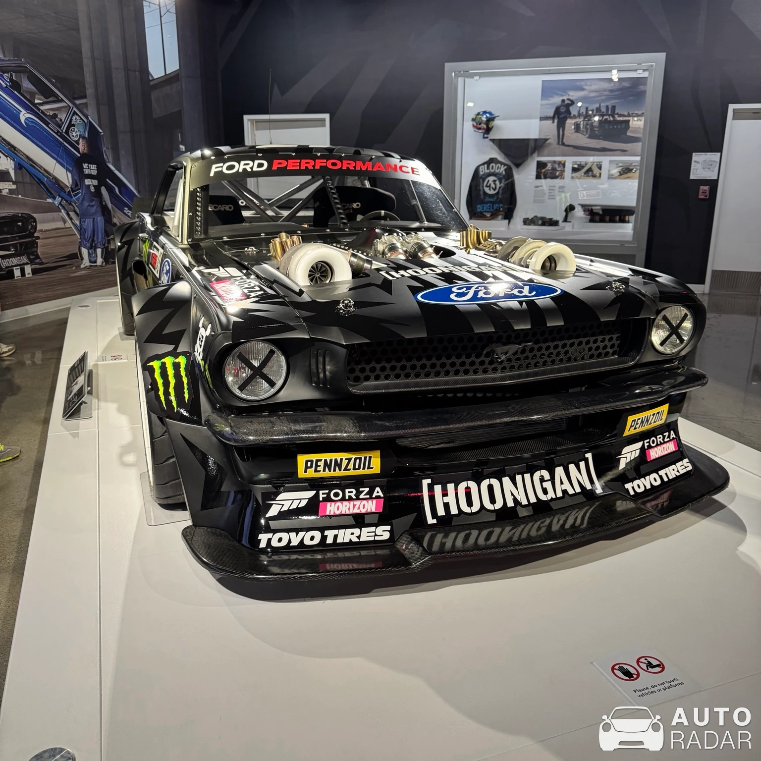 Ford Mustang RTR Hoonicorn spotted in Los Angeles, Соединенные Штаты Америки