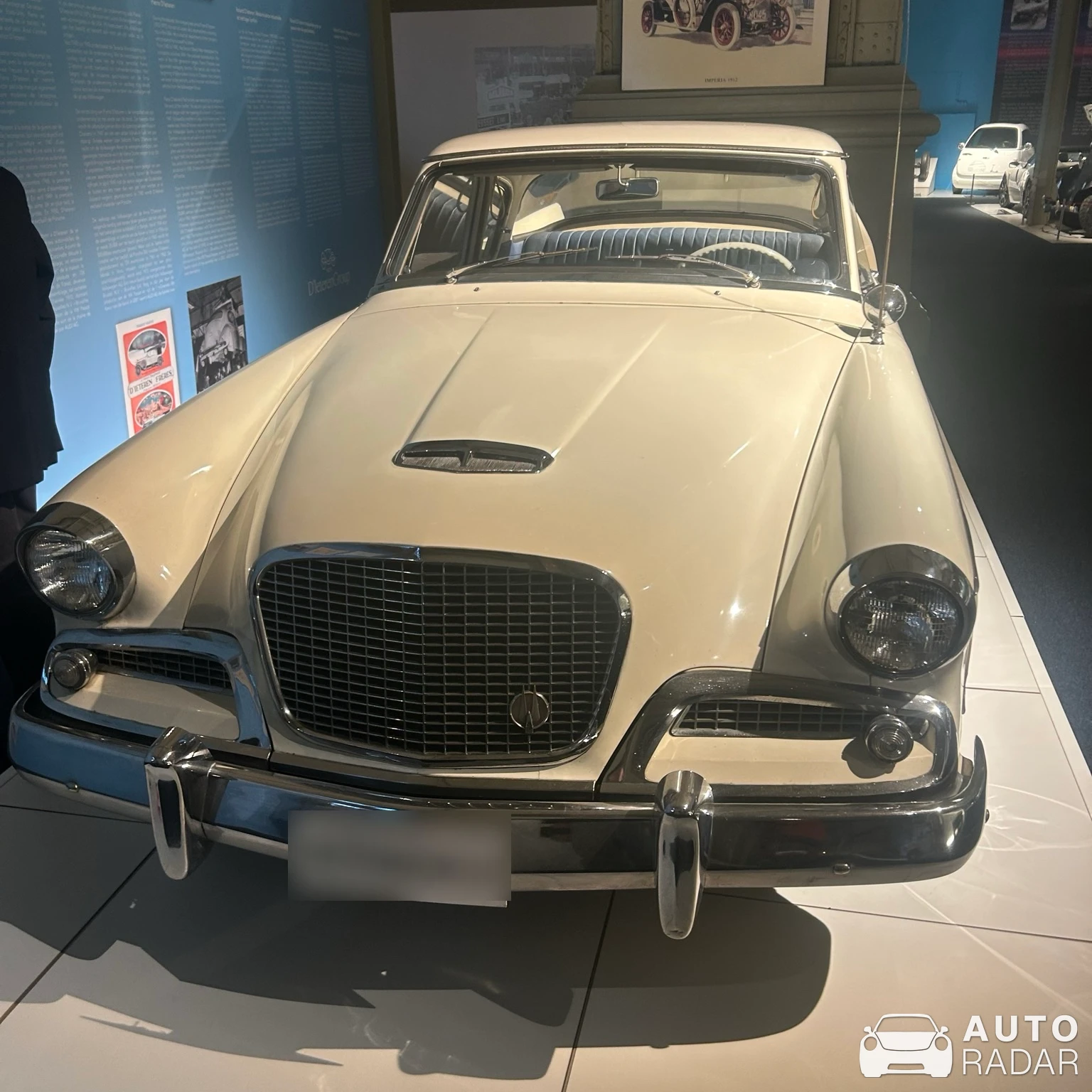 Studebaker Silver Hawk spotted in Bruxelles