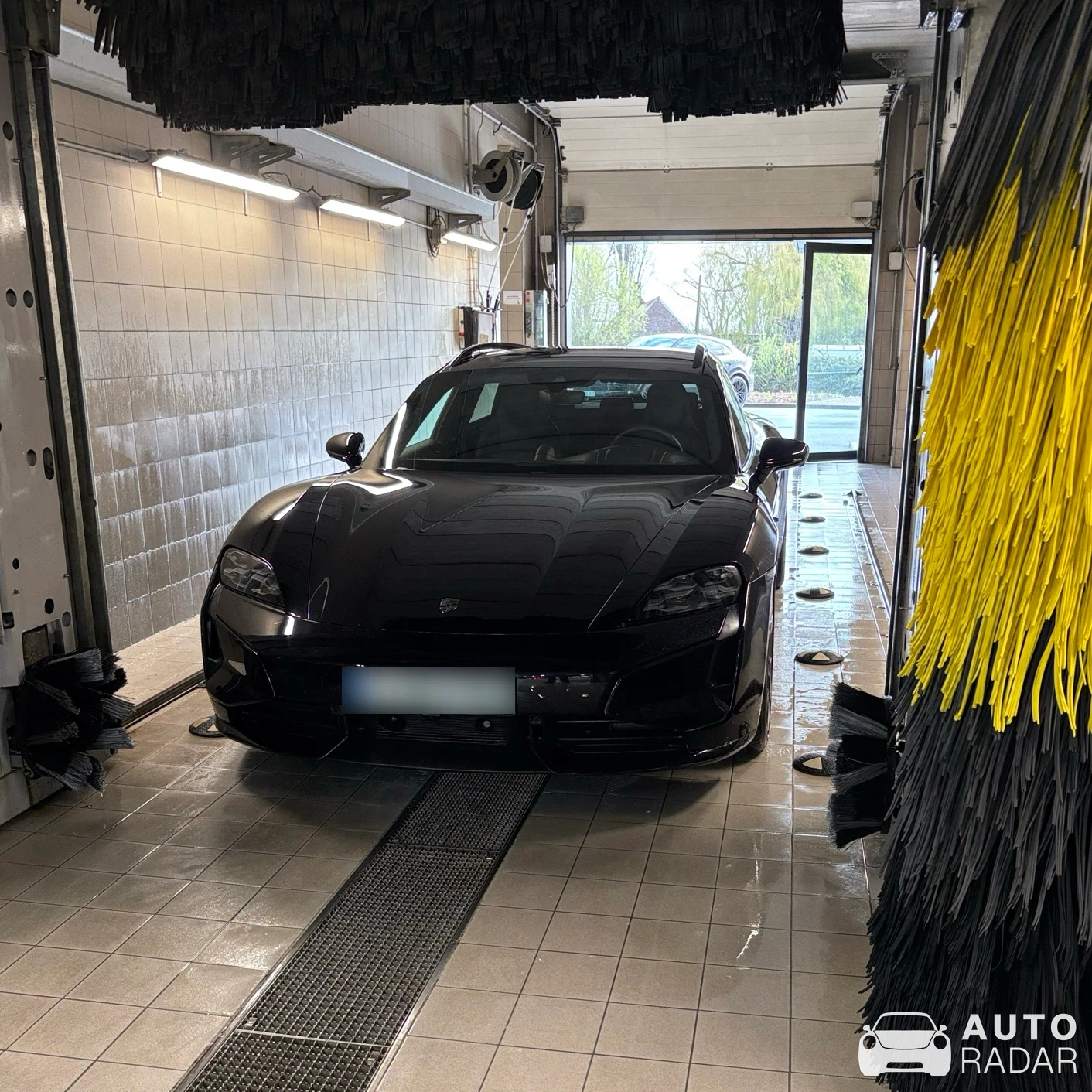 Porsche Taycan Turbo Cross Turismo spotted in Ingelmunster, België
