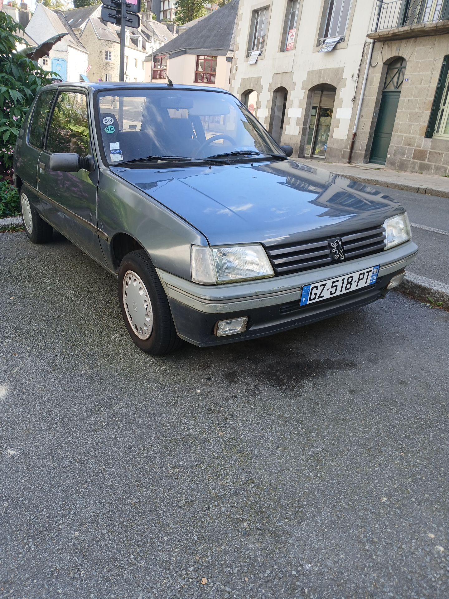 Peugeot 205 GTI