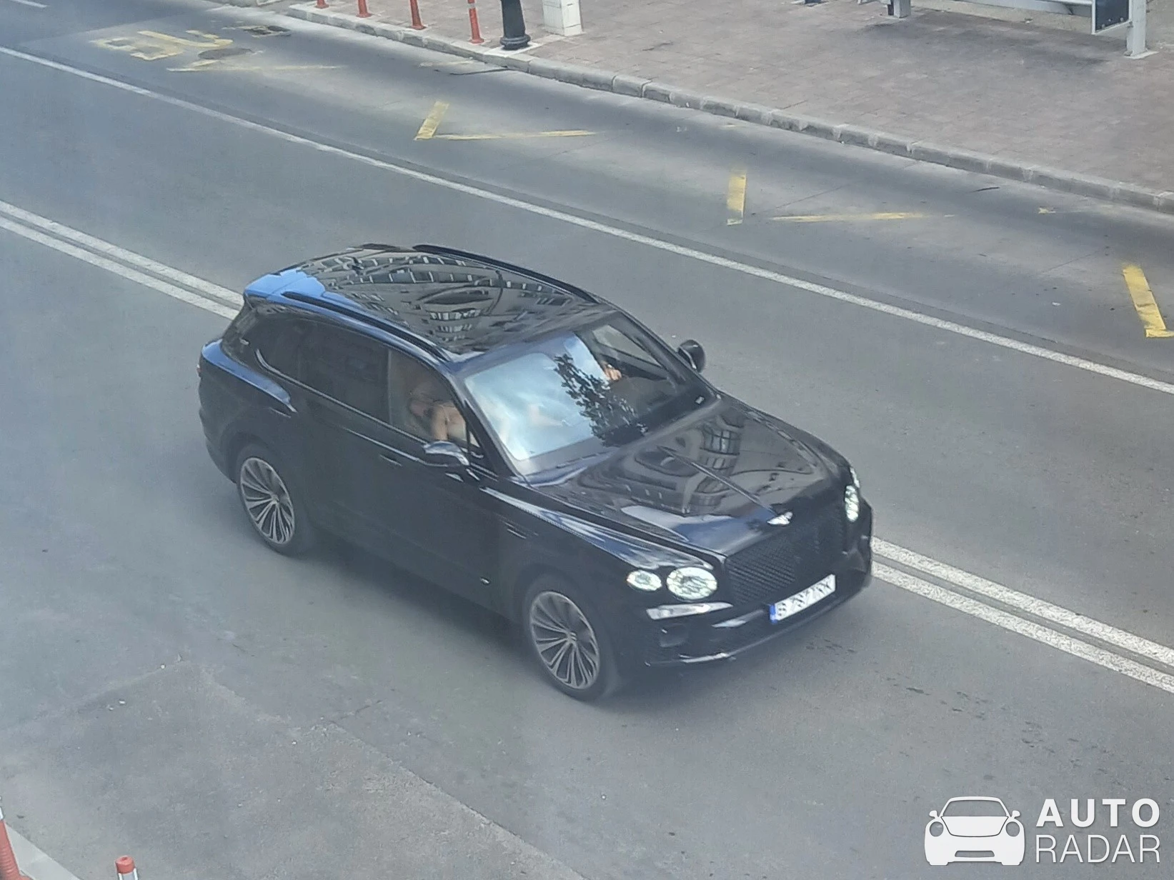 Bentley Bentayga Hybrid 2021 First Edition spotted in Constanța