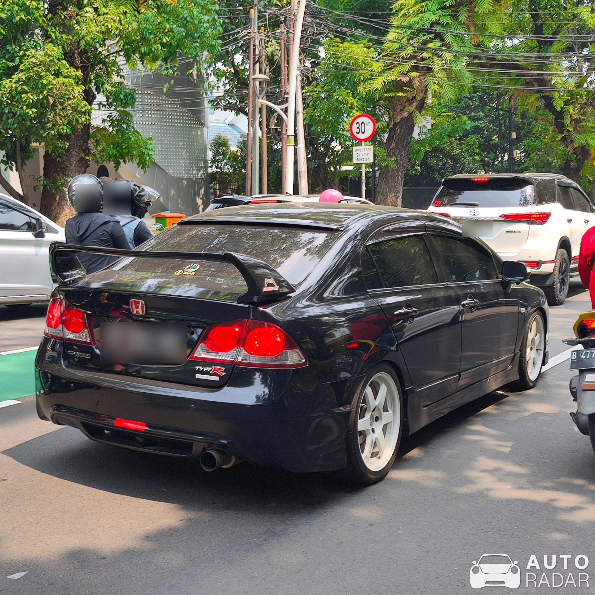Honda Civic FD2 spotted in Jakarta