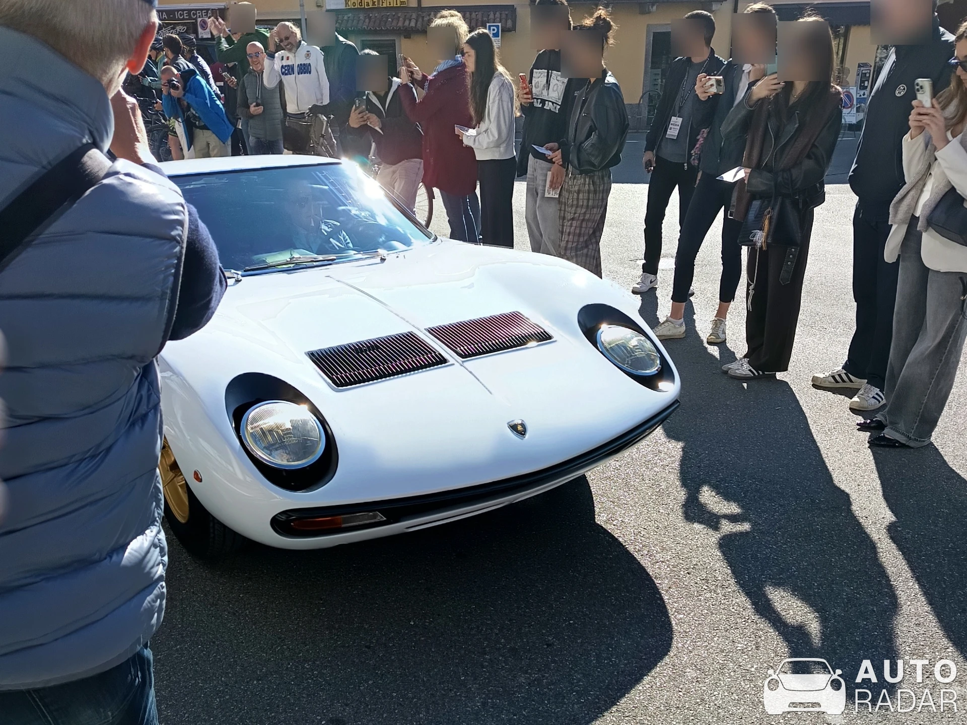 Lamborghini Miura P400 S spotted in Cernobbio