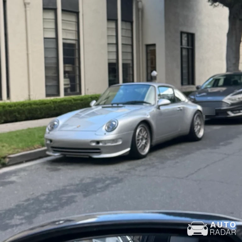 Porsche 993 Carrera spotted in Beverly Hills, United States