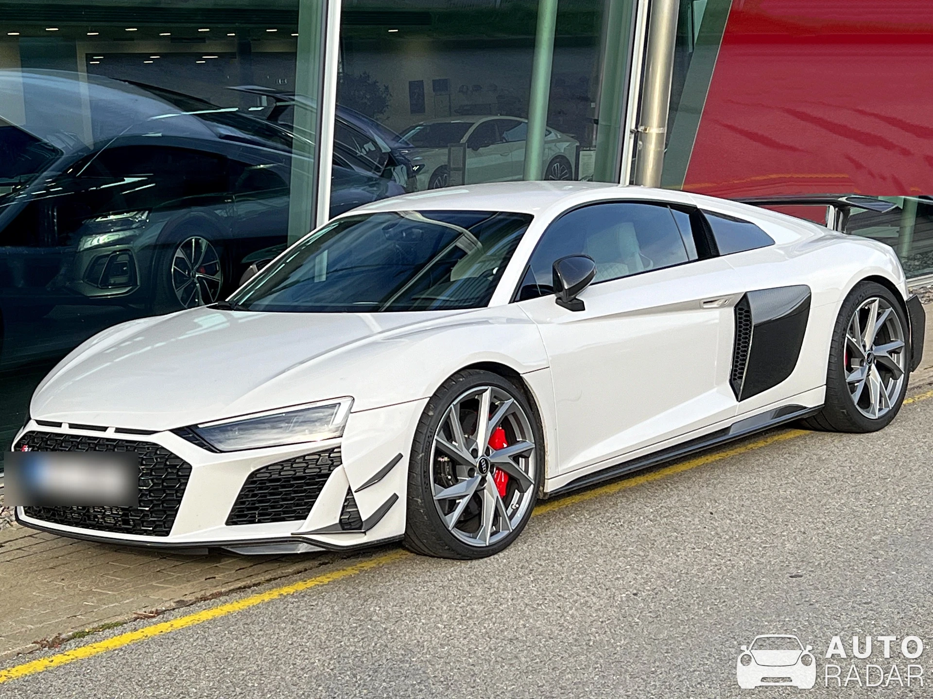 Audi R8 V10 Performance 2019 spotted in Tallinn, Estonia