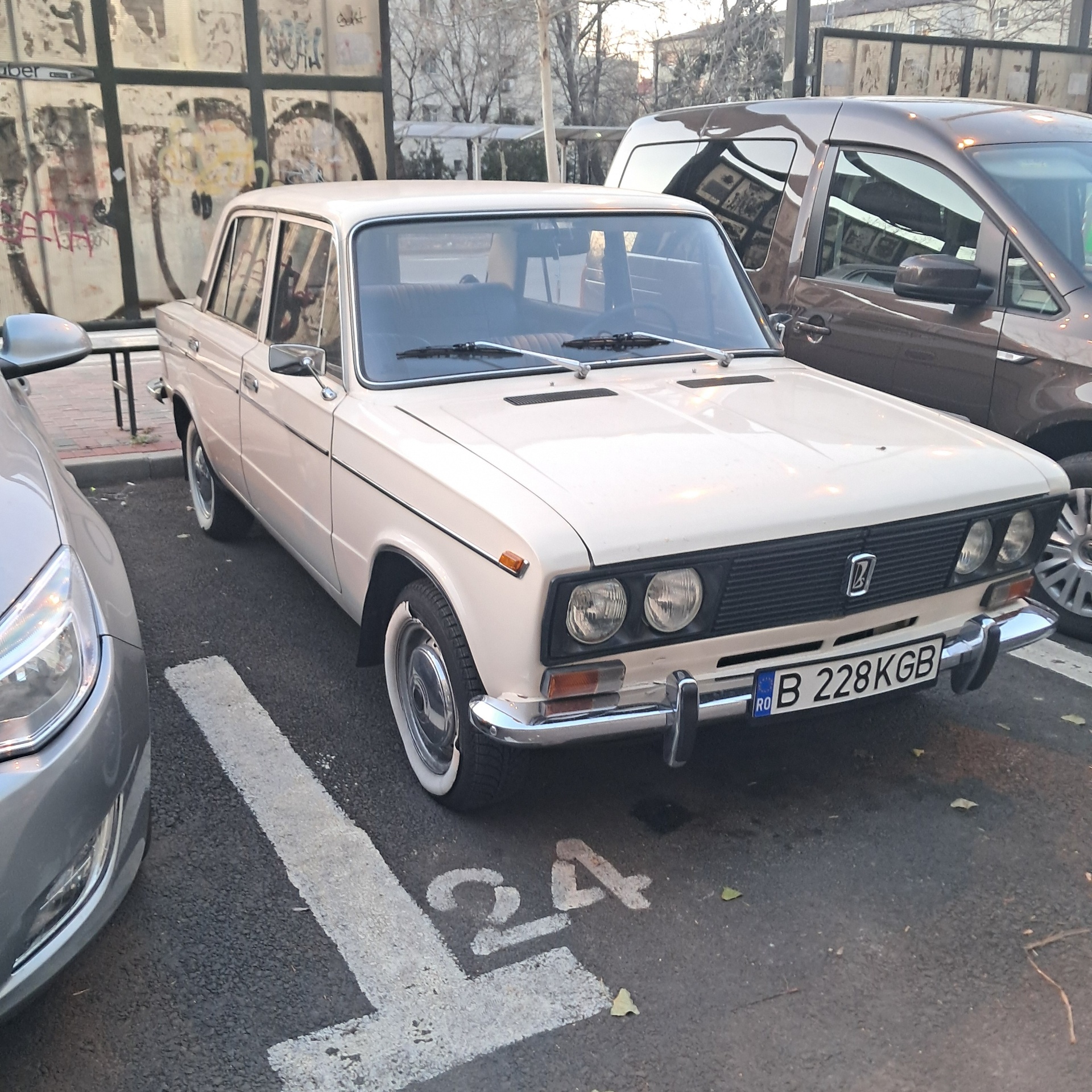 Lada 2103