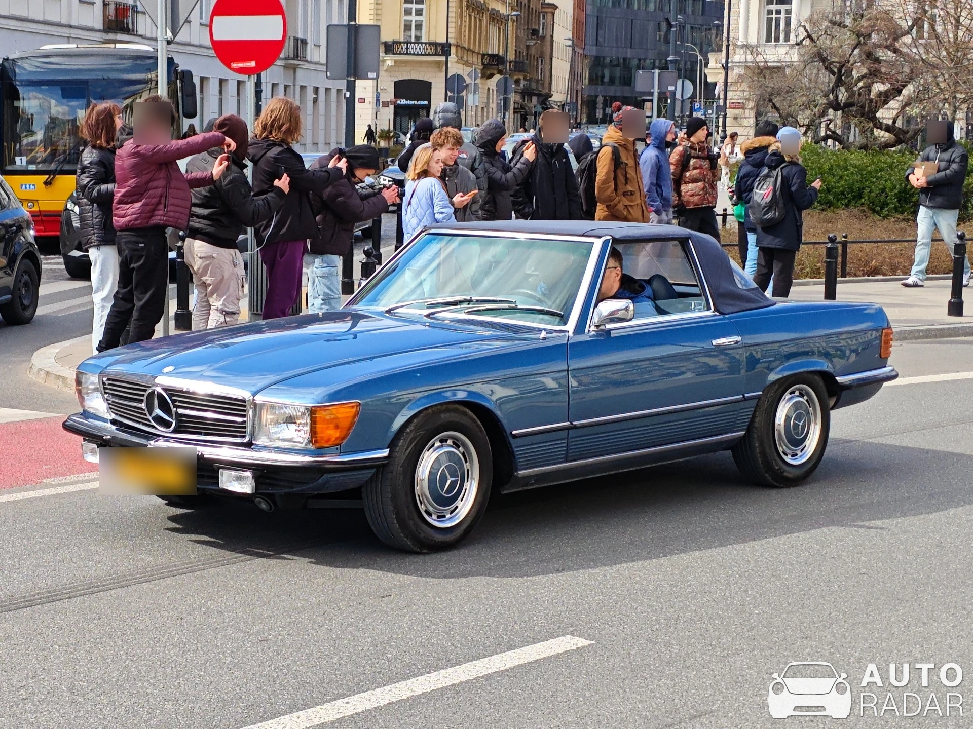 Mercedes-Benz 450 SL R107 spotted in Warszawa