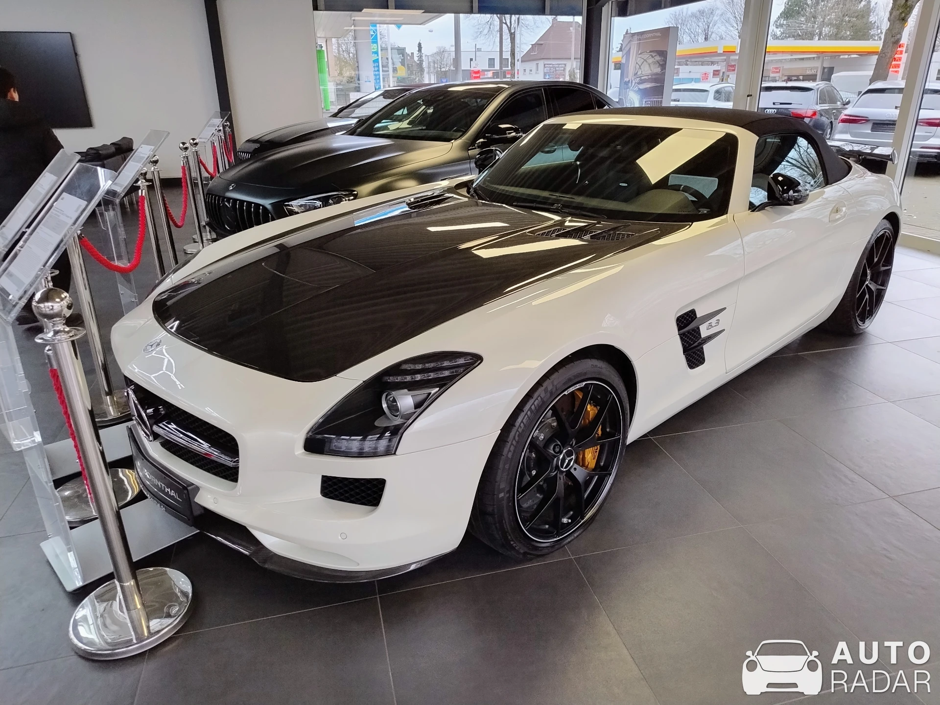 Mercedes-Benz SLS AMG GT Roadster Final Edition spotted in Bielefeld