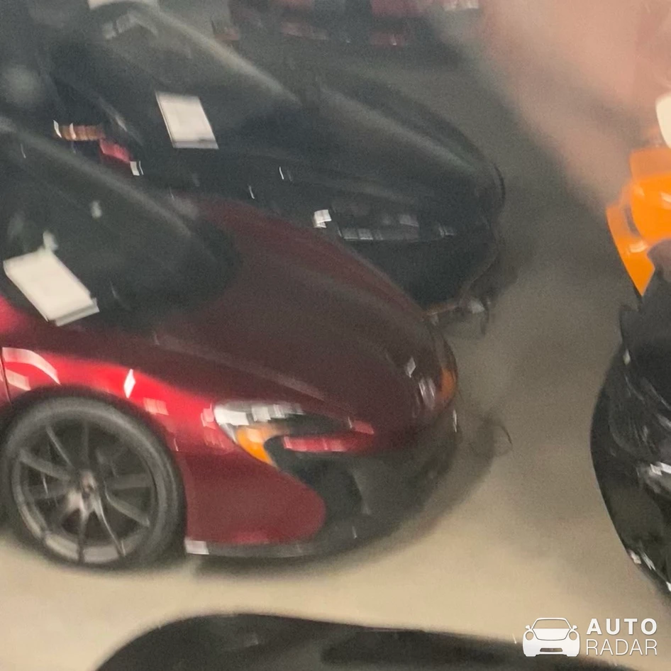 McLaren P1 spotted in Laval, Canada