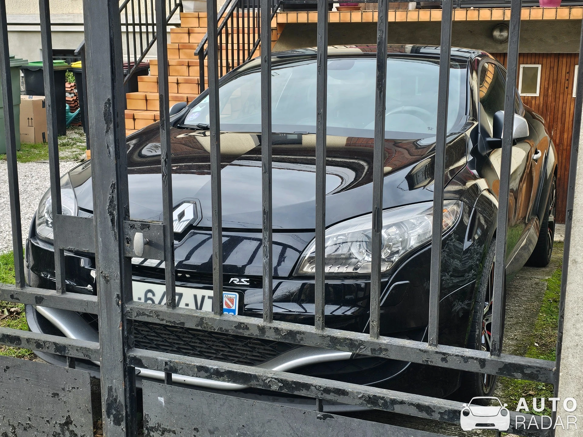 Renault Mégane III RS spotted in Viry-Châtillon, France