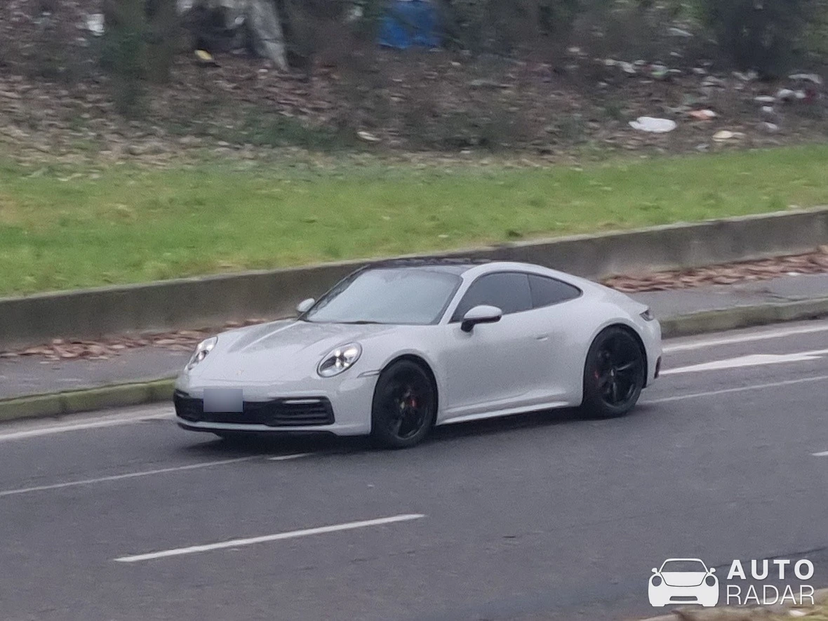 Porsche 992 Carrera S MkI spotted in Milano, Italy