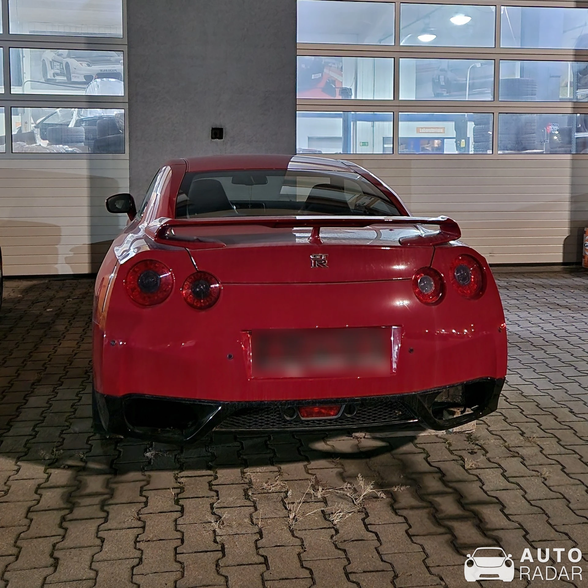 Nissan GT-R R35 spotted in Warszawa, Poland