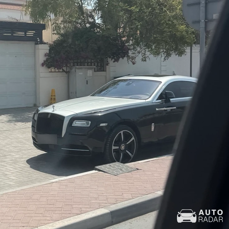 Rolls-Royce Wraith Black Badge spotted in Dubai