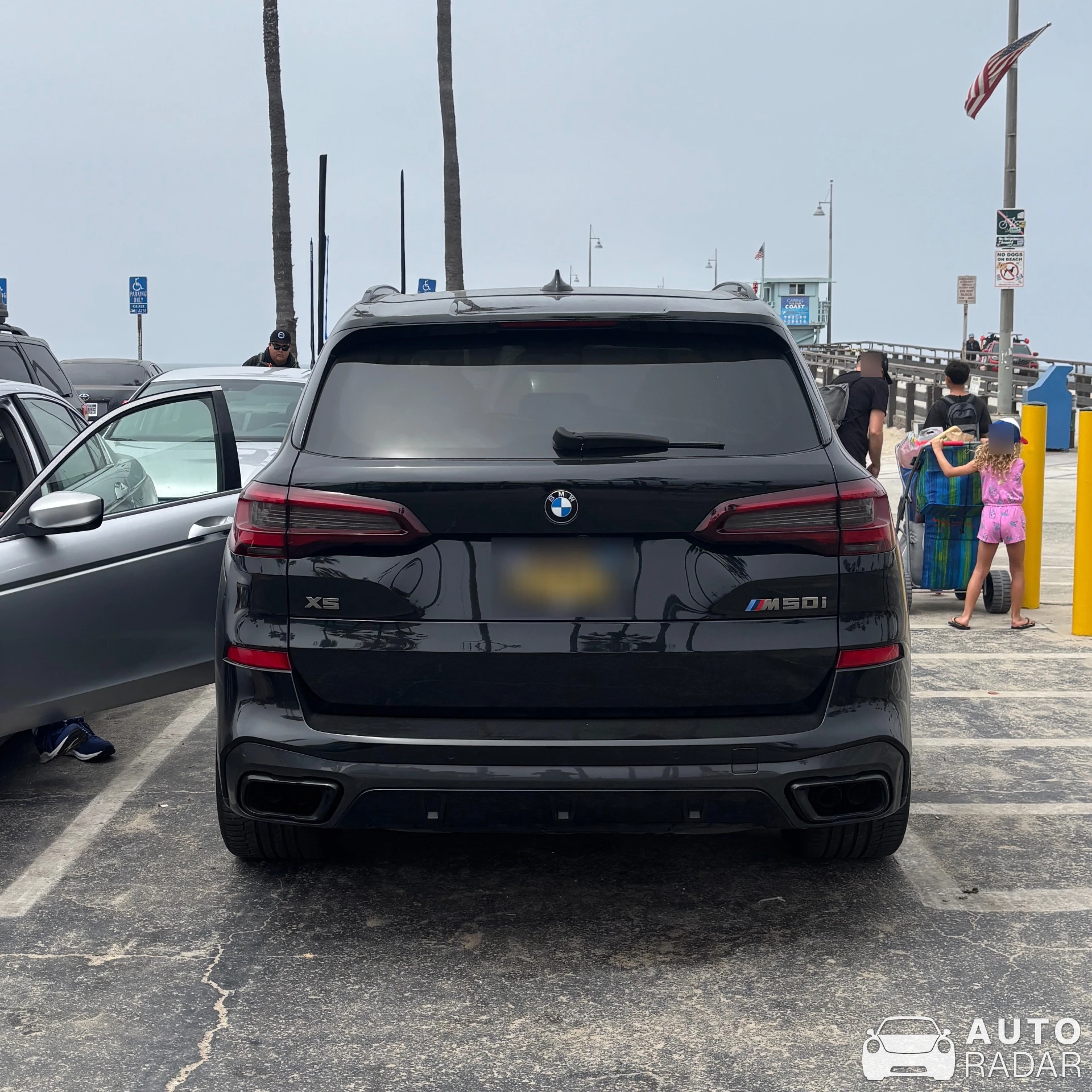 BMW X5 M50i G05 spotted in Los Angeles, USA