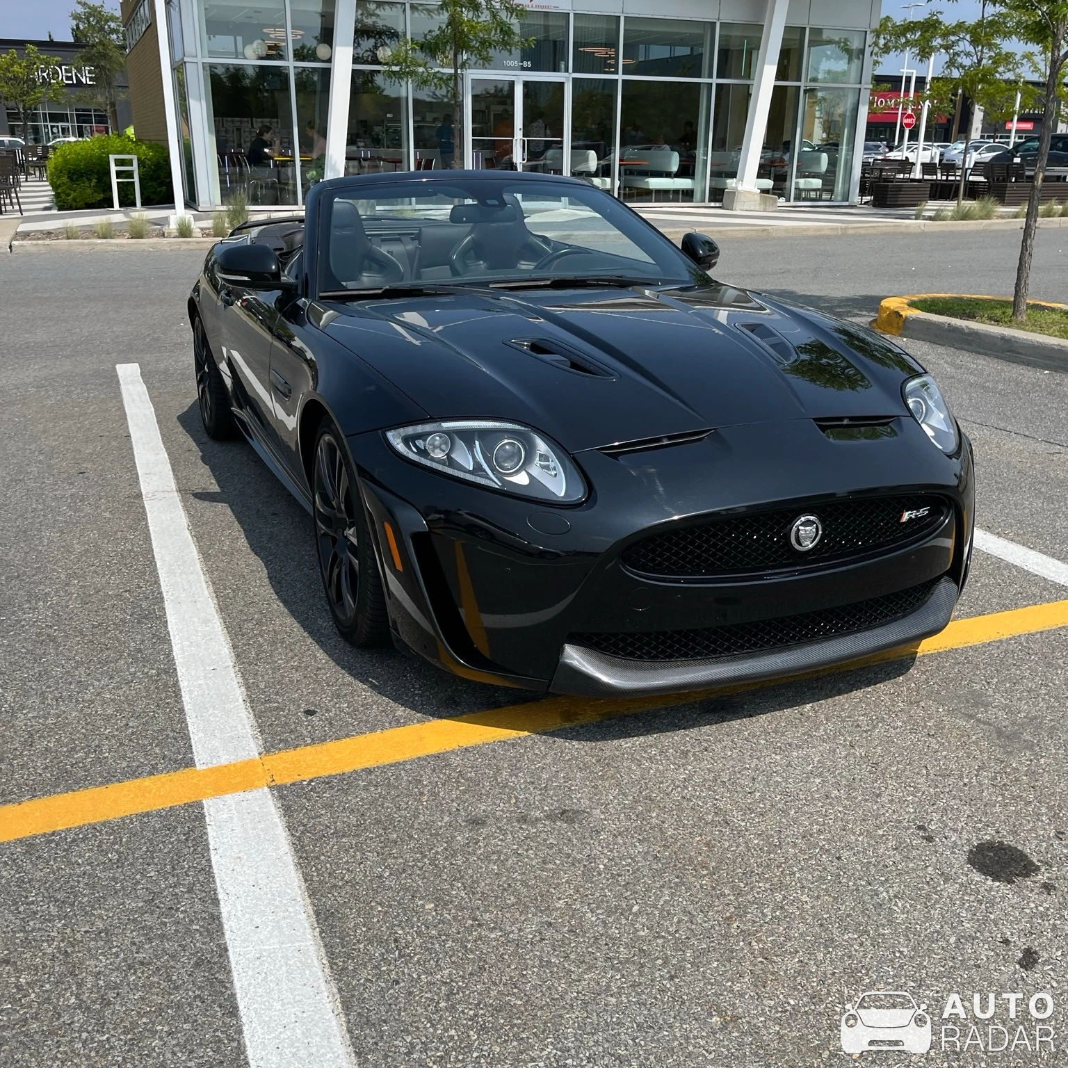 Jaguar XKR-S Convertible 2012 spotted in Montréal