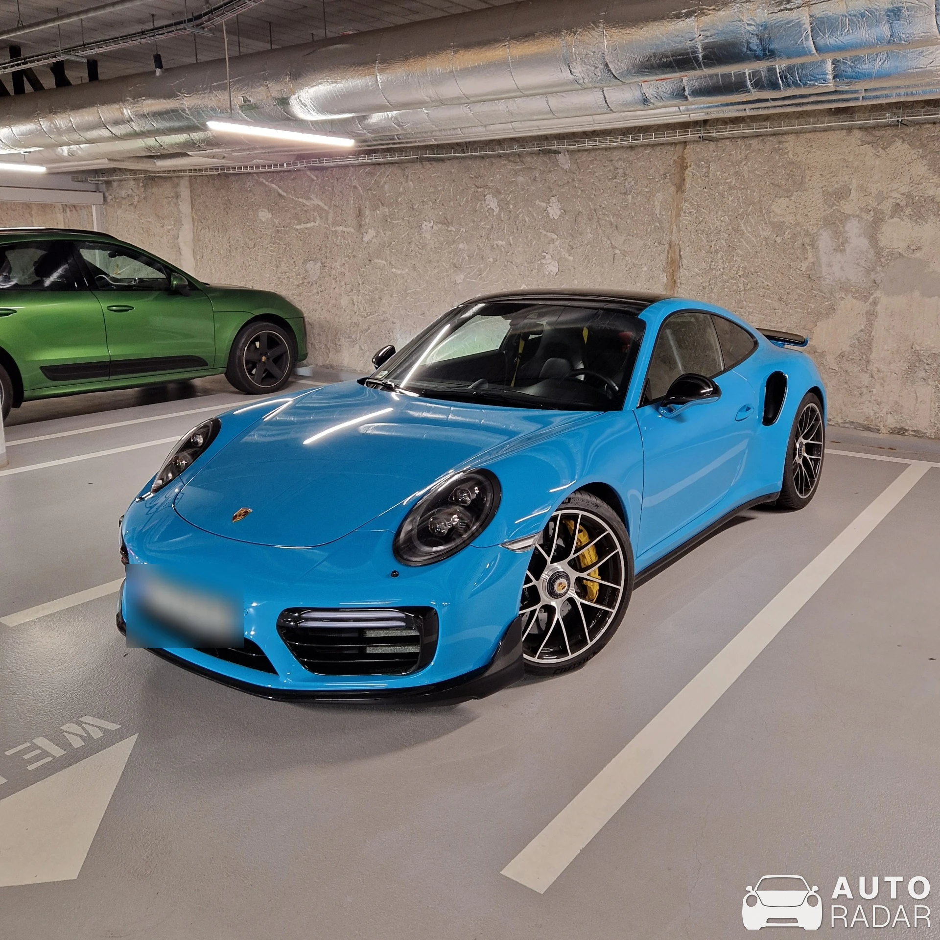 Porsche 991 Turbo S MkII spotted in Warszawa, Polska